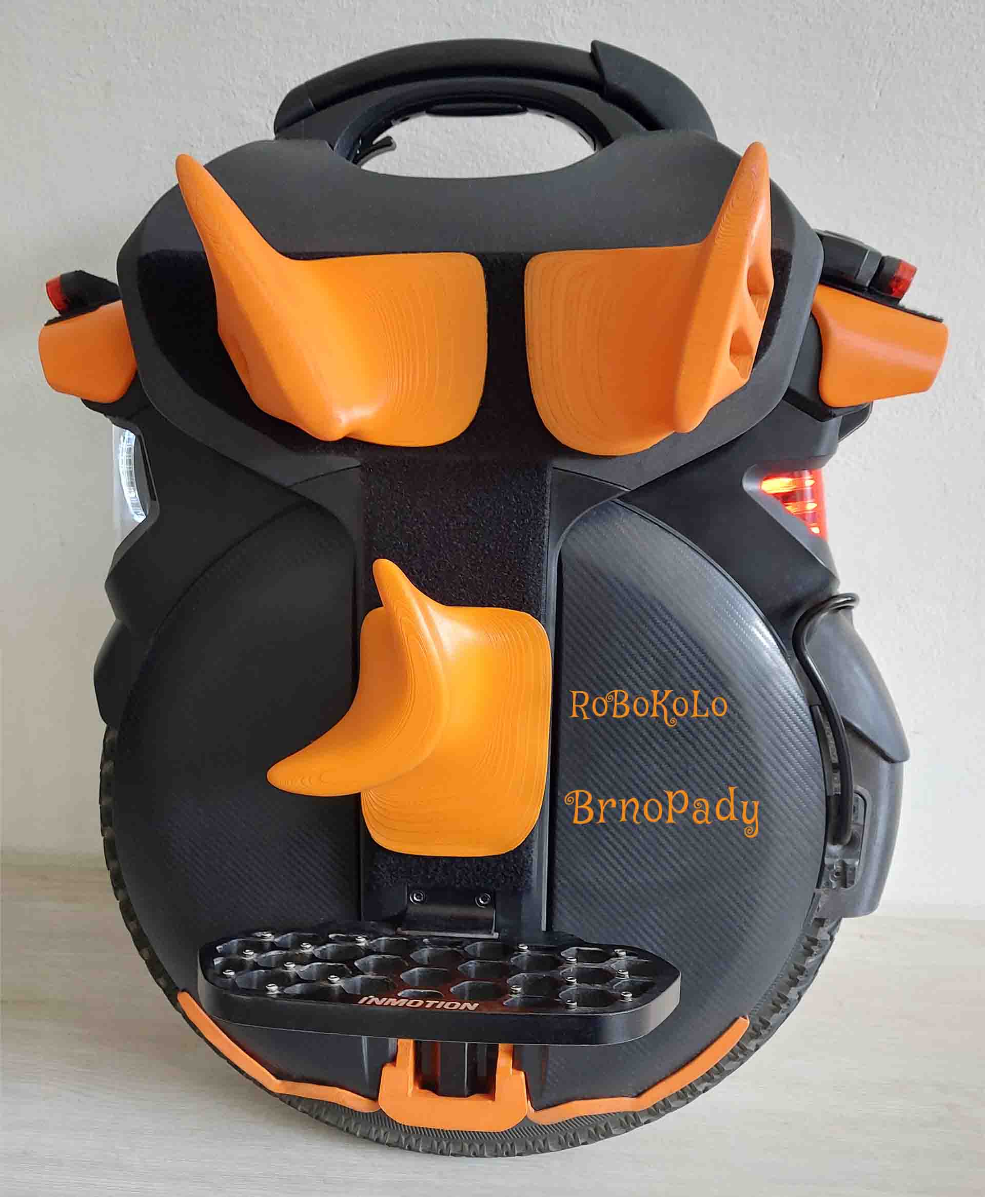 BrnoPady na elektrické jednokolce Inmotion V11
