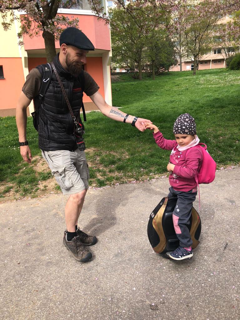 RoBoKoLo.CZ - Škola EUC - výuka jízdy na elektrické jednokolce